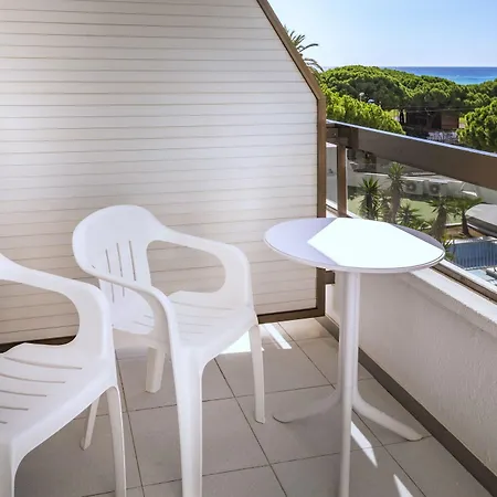 Tropic Park 4*