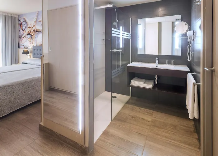 Курортный комплекс Tropic Park 4*